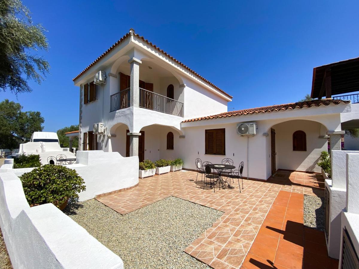 Appartamenti Residenziali Bonsai San Teodoro  Exterior foto